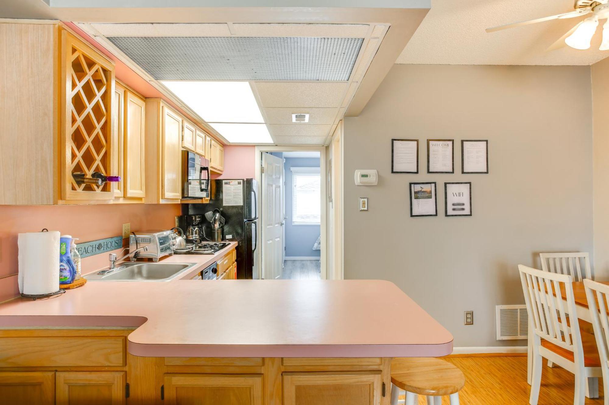 Quaint Wildwood Condo About Walk To Beach! エクステリア 写真